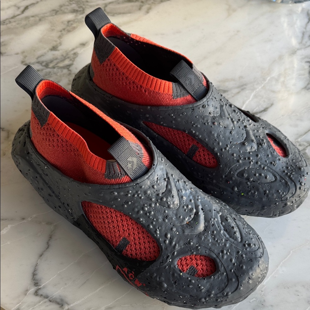 Converse Dark Gray and Tangerine Sneakers
